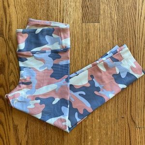 Koral Camo Lustrous High Rise Cropped Leggings XS